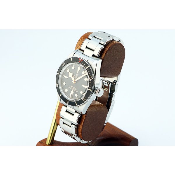 チューダー　ヘリテージ　ブラックベイ　７９０３０Ｎ　黒文字盤　黒ベゼル　サイド