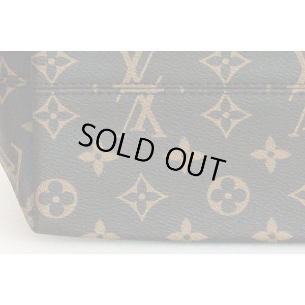 ルイ・ヴィト ン　イエナPM M42268　底拡大