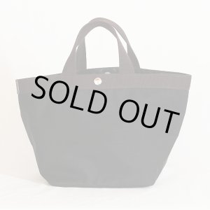 画像: エルベシャプリエ　コーデュラ舟型トートM 707C ノワール／モカ