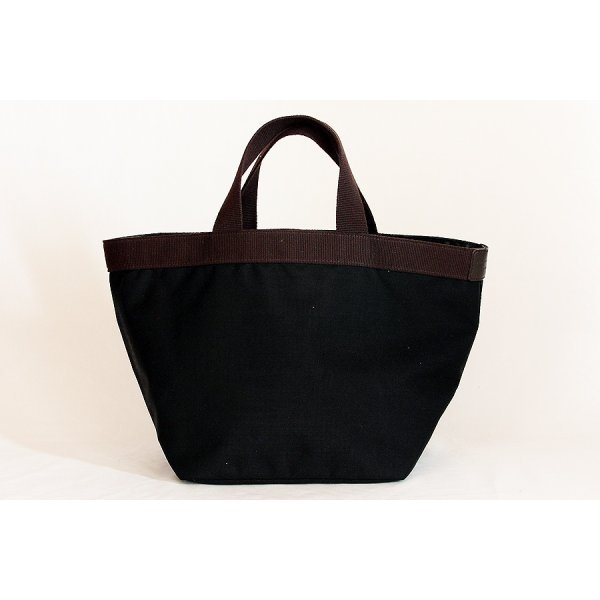 エルベシャプリエ　コーデュラ舟型トートM 707C ノワール／モカ　裏面