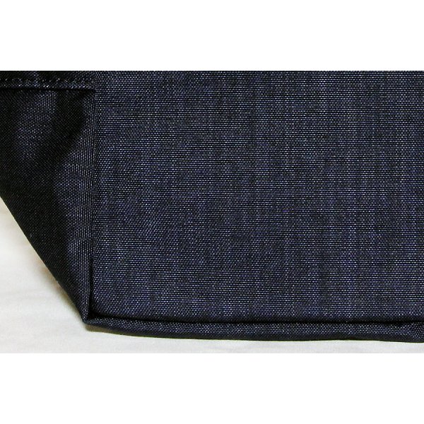 エルベシャプリエ　コーデュラ舟型トートS 701CB ネイビー／ヴィゴーニュ／ブランタグ　底拡大