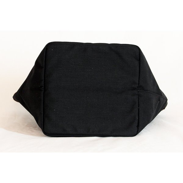 エルベシャプリエ　コーデュラ舟型トートM 707C ノワール／モカ　底