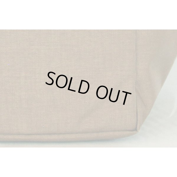 エルベシャプリエ　コーデュラ舟型トートM 707C シャモワ／モカ　底拡大