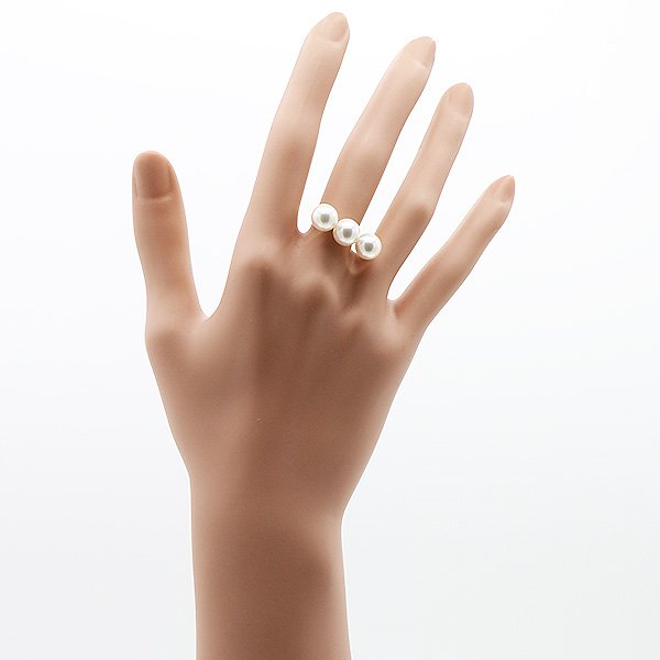 タサキ　750YG バランス エラ リング 5.70g　装着イメージ