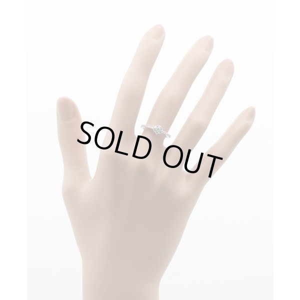 PT900 ダイアイリリング0.30ct 2.60g　装着イメージ