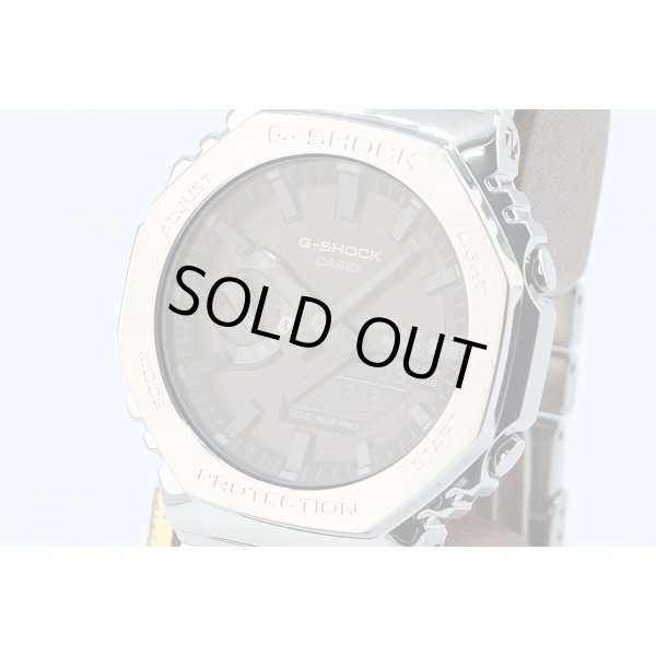 カシオ　Ｇショック　ＧＭ－Ｂ２１００Ｄ　デジアナ　黒文字盤　表面