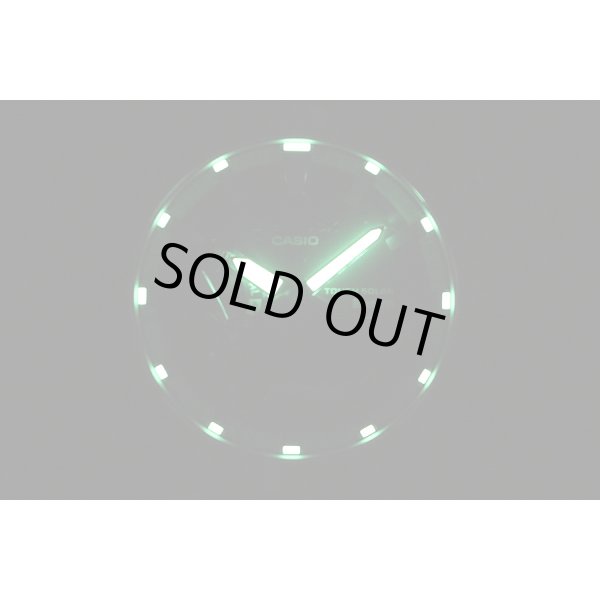 カシオ　Ｇショック　ＧＭ－Ｂ２１００Ｄ　デジアナ　黒文字盤　ライト暗闇