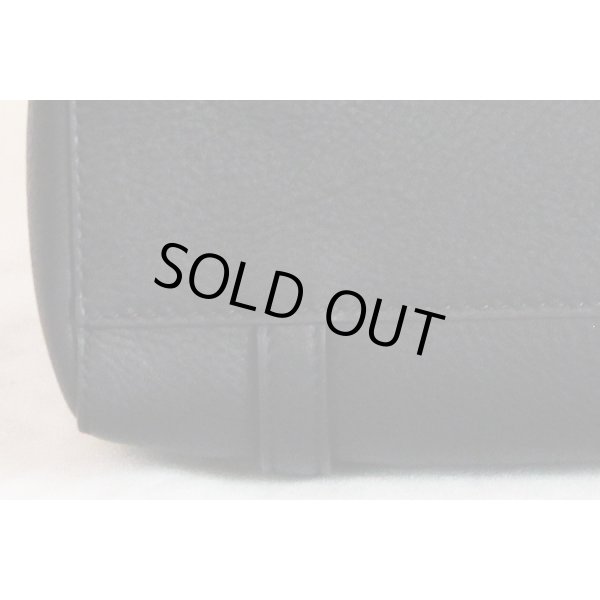 バレンシアガ　エブリデイ　トート　XXS 551815　ブラック　底拡大