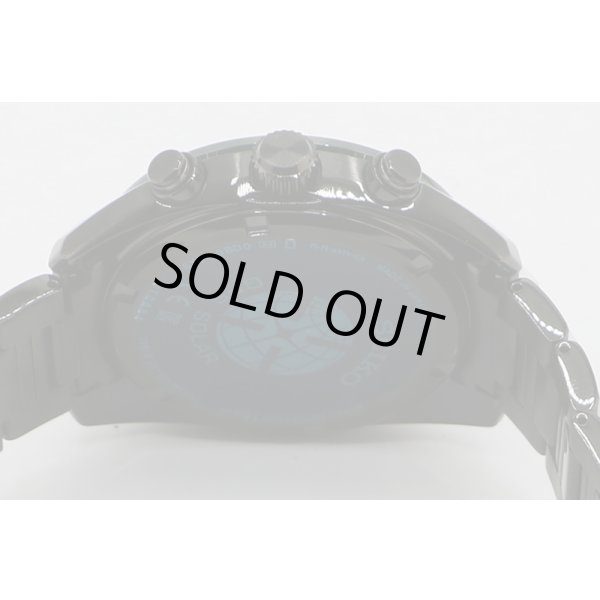 セイコー　アストロン　ＳＢＸＹ０７９　ネビュラ　黒文字盤　緑ベゼル　裏面拡大