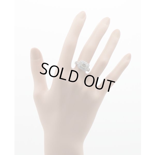 ノーブランドジュエリー PT900 ダイアイリリング 0.824ct 0.47ct 6.90g　装着イメージ