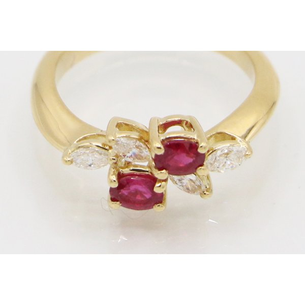 クイーン 750YG ルビーダイアイリリング 0.61ct 0.31ct 4.40g　拡大