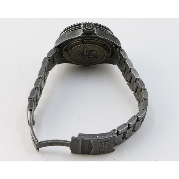 インヴィクタ　パイレーツオブカリビアン　２５１９８　黒文字盤　裏面