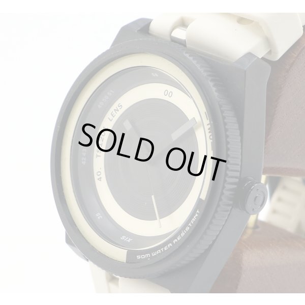 タックス　カラーレンズ　ＴＳ１２０１Ａ　黒文字盤　拡大