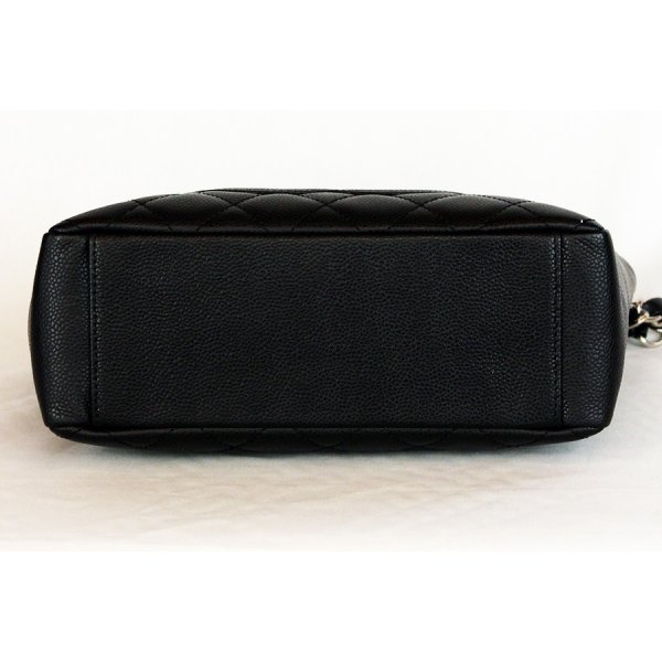 シャネル　PST チェーントートバック A20994 ブラック／SIV金具　底