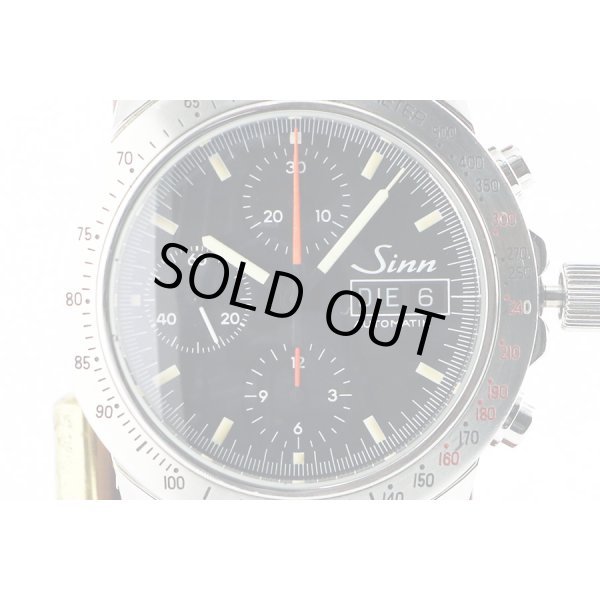 ジン　３０３　クロノグラフ　アウトバーン　黒文字盤　表面拡大