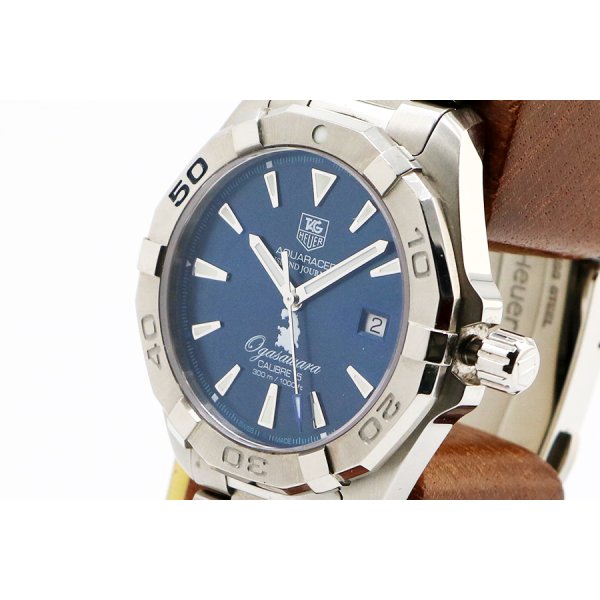 タグホイヤー　アクアレーサー　ＷＡＦ２１１７　紺文字盤　小笠原限定　サイド拡大