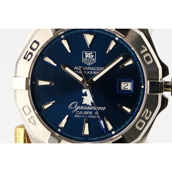タグホイヤー　アクアレーサー　ＷＡＦ２１１７　紺文字盤　小笠原限定　表面拡大