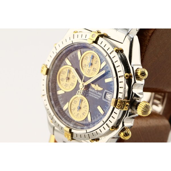 ブライトリング　クロノマットビコロ　Ｂ１３０５１　紺文字盤／金インダイアル　サイド拡大