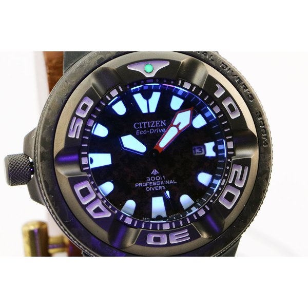 シチズン　プロマスター　ダイバー３００　ＢＪ８０５９－０３Ｅ　赤文字盤　ライト