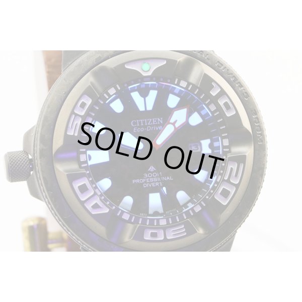 シチズン　プロマスター　ダイバー３００　ＢＪ８０５９－０３Ｅ　赤文字盤　ライト