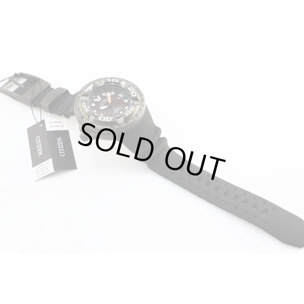 シチズン　プロマスター　ダイバー３００　ＢＪ８０５９－０３Ｅ　赤文字盤　ラバーベルト状態