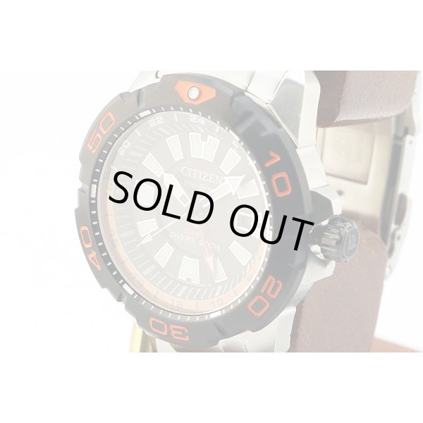 シチズン　プロマスター　ダイバー２００ＧＭＴ　ＢＪ７１２８－５９Ｅ　黒文字盤　サイド拡大