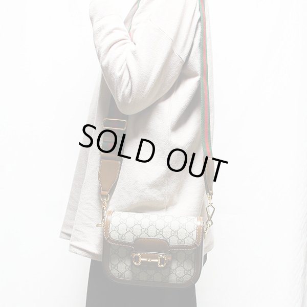 グッチ　ホースビット1955 ミニショルダーバック 658574 403075 ベージュ　掛けたイメージ(2)