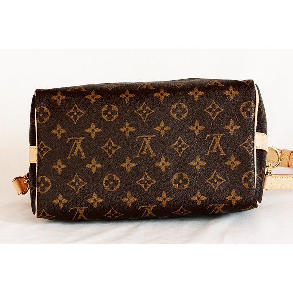 ルイ・ヴィトン　スピーディ・バンドリエール25 M46977　底