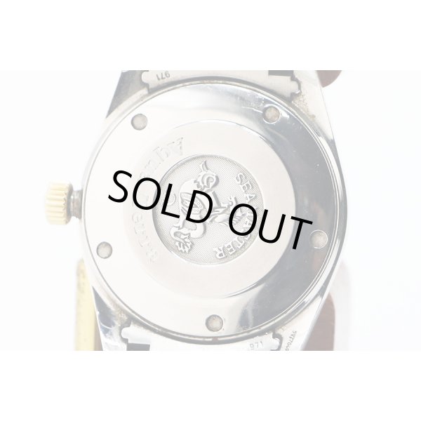 オメガ　シーマスター　アクアテラ　２３１８．３０　銀文字盤　裏面拡大