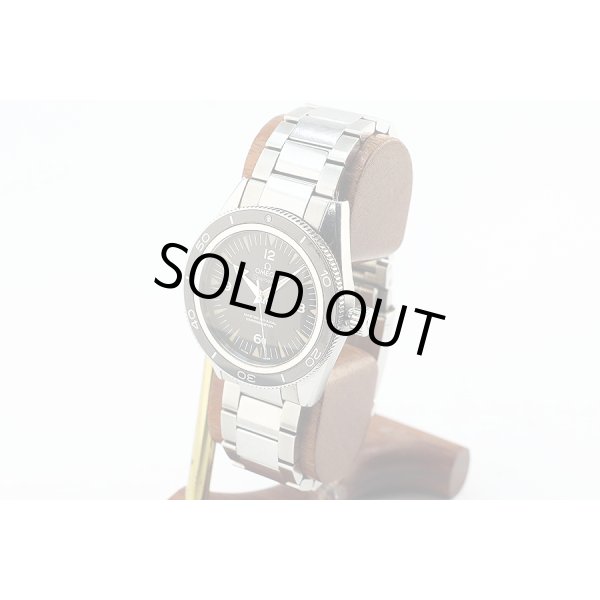 オメガ　シーマスター　コーアクシャル　２３３．３０．４１　黒文字盤　サイド