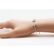 K18WG ダイアイリバングル 0.50ct 4.80g　装着イメージ