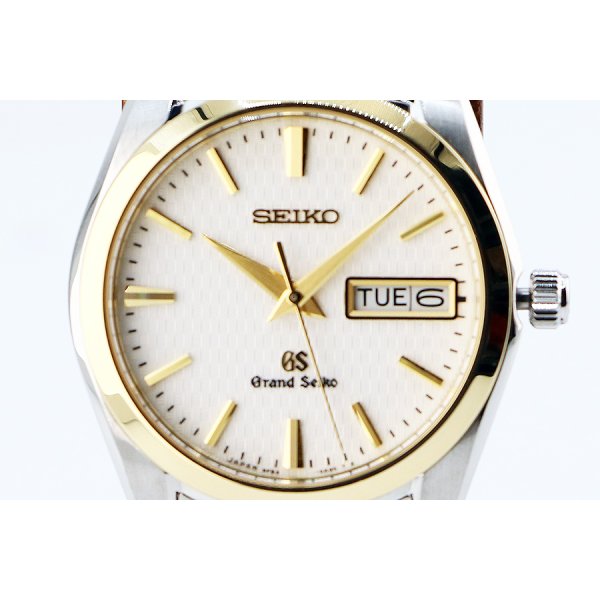 グランドセイコー　ＳＢＧＴ０８３　９Ｆ８３－０ＡＪ０　銀文字盤　Ｋ１８ベゼル　表面拡大