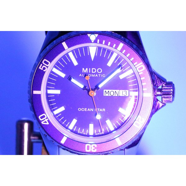 ミドー　オーシャンスタートリビュート　Ｍ０２６．８３０　青文字盤　ライト