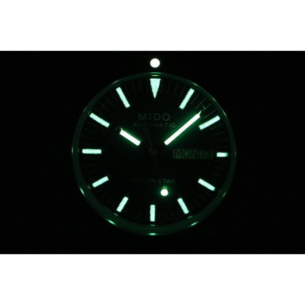 ミドー　オーシャンスタートリビュート　Ｍ０２６．８３０　青文字盤　ライト暗闇