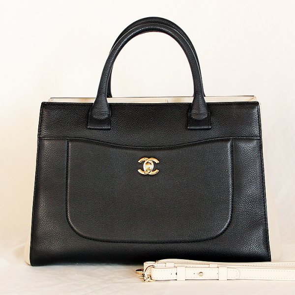CHANEL エグゼクティブ2Wayバッグ CHANEL/シャネル】2WAYエグゼクティブトートバッグお買取り入荷
