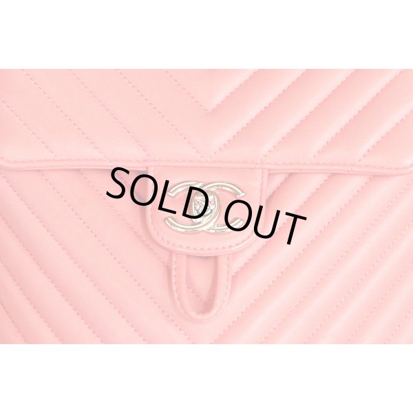 シャネル シェブロン Vステッチ チェーンリュック A91121 ピンク　表面拡大