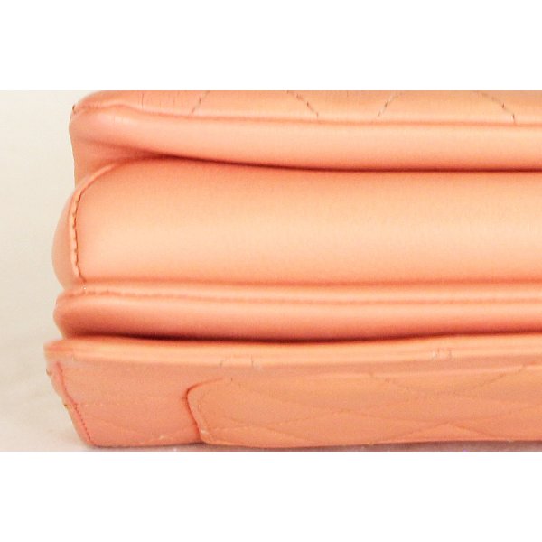 シャネル マトラッセ トップハンドル2WAYショルダーバック コーラルオレンジ　底拡大