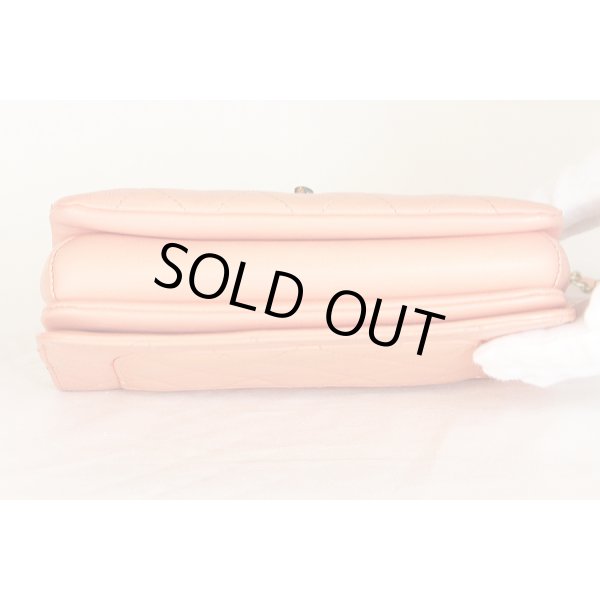 シャネル マトラッセ トップハンドル2WAYショルダーバック コーラルオレンジ　底