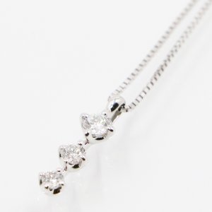 画像: タサキ　K18WG ダイアイリペンダントネックレス 0.19ct 2.50g