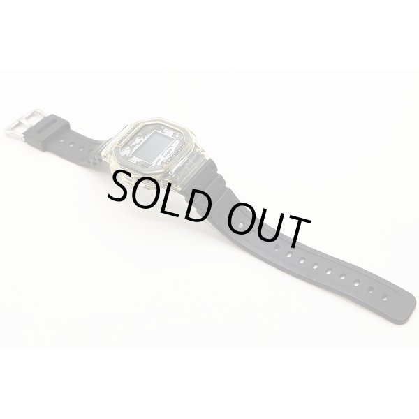 カシオ　Ｇショック　ＤＷ－５６００ＳＫＣ　デジタル文字盤　カモフラージュ　ラバーベルト状態