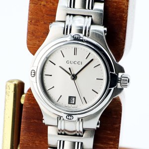 画像: グッチ　ＧＱ９４００Ｌ　銀文字盤
