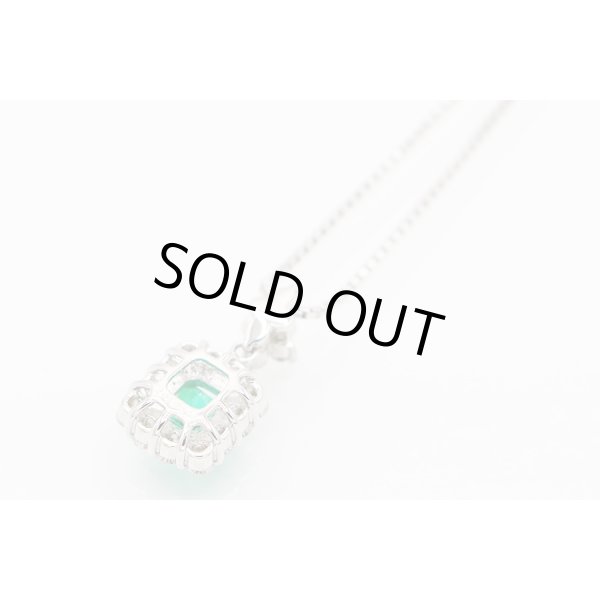 K18WG/PT900 エメラルドダイアイリペンダントネックレス 0.95ct 0.66ct 6.40g　裏面