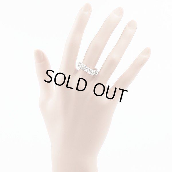 K18WG ダイアイリリング 0.85ct 6.90g　装着イメージ