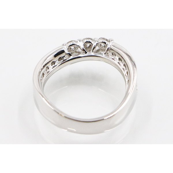 K18WG ダイアイリリング 0.85ct 6.90g　内側