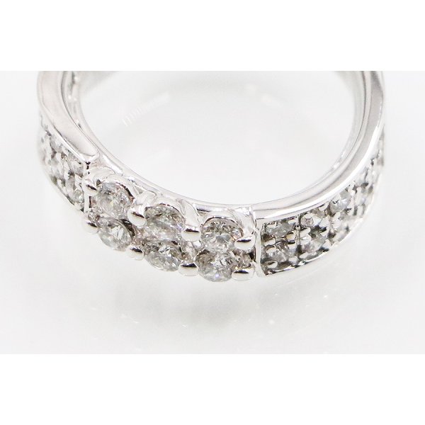 K18WG ダイアイリリング 0.85ct 6.90g　拡大