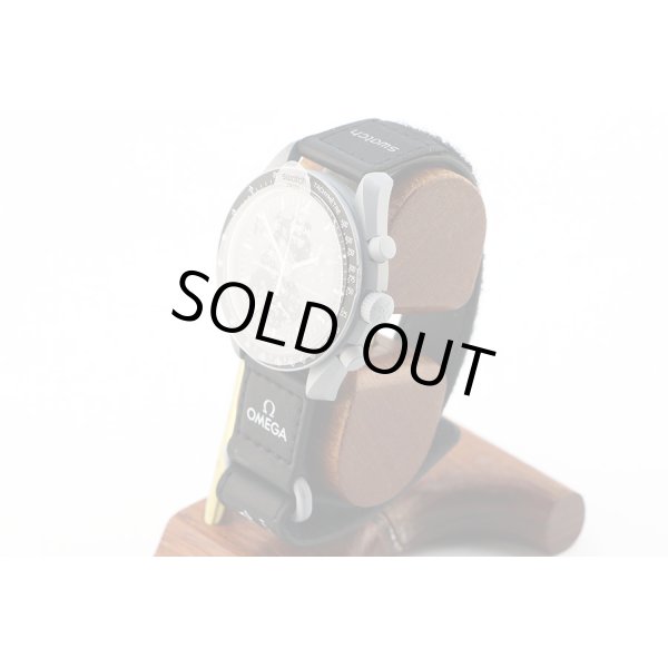 スウォッチ＊オメガコラボ　スピードマスター　ミッションｔｏムーン　Ｓ０３３Ｍ１００　黒文字盤　サイド