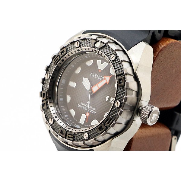 シチズン　プロマスター　メカダイバー２００　ＮＢ６００４－０８Ｅ　グレー文字盤　サイド拡大