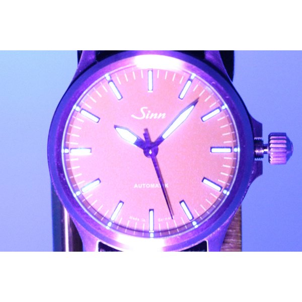 ジン　５５６　シトリンイエロー文字盤　ライト