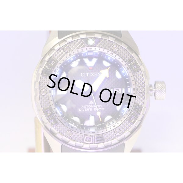 シチズン　プロマスター　メカダイバー２００　ＮＢ６００４－０８Ｅ　グレー文字盤　ライト