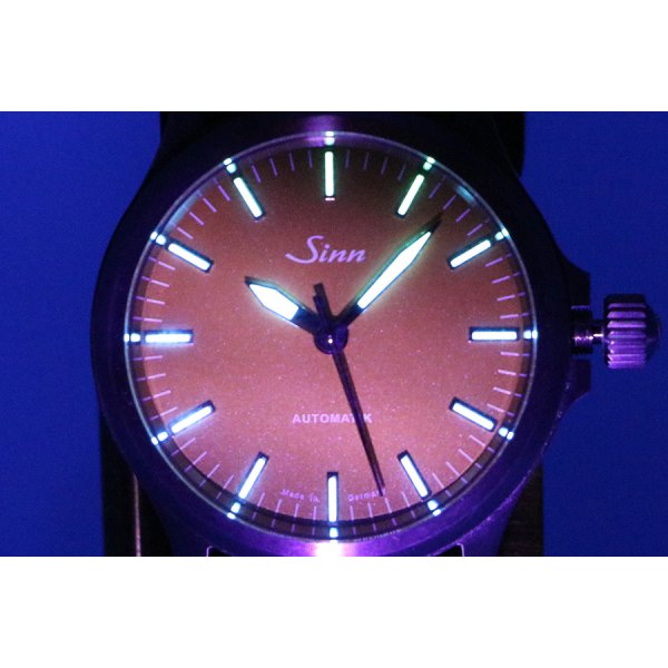 ジン　５５６　シトリンイエロー文字盤　ライト